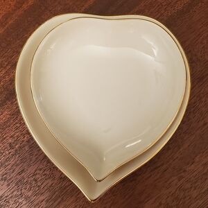 2 Lenox Porcelain Nesting Heart-Shaped Cream W Gold Trim Trinket Dishes